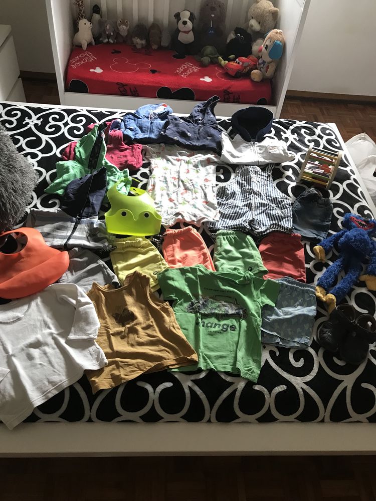 Lote roupa e acessórios menino 24 meses