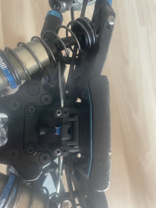 Team associated rc8 b3.2 1:8 nitro buggy (sworkz xray mugen losi)
