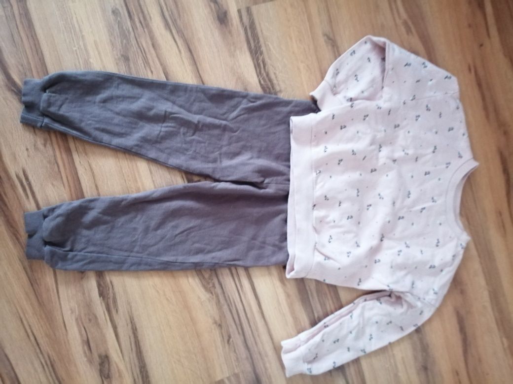 Komplet dres dla dziewczynki 122