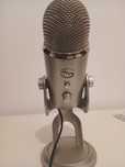 Microfone Blue Yeti - USB