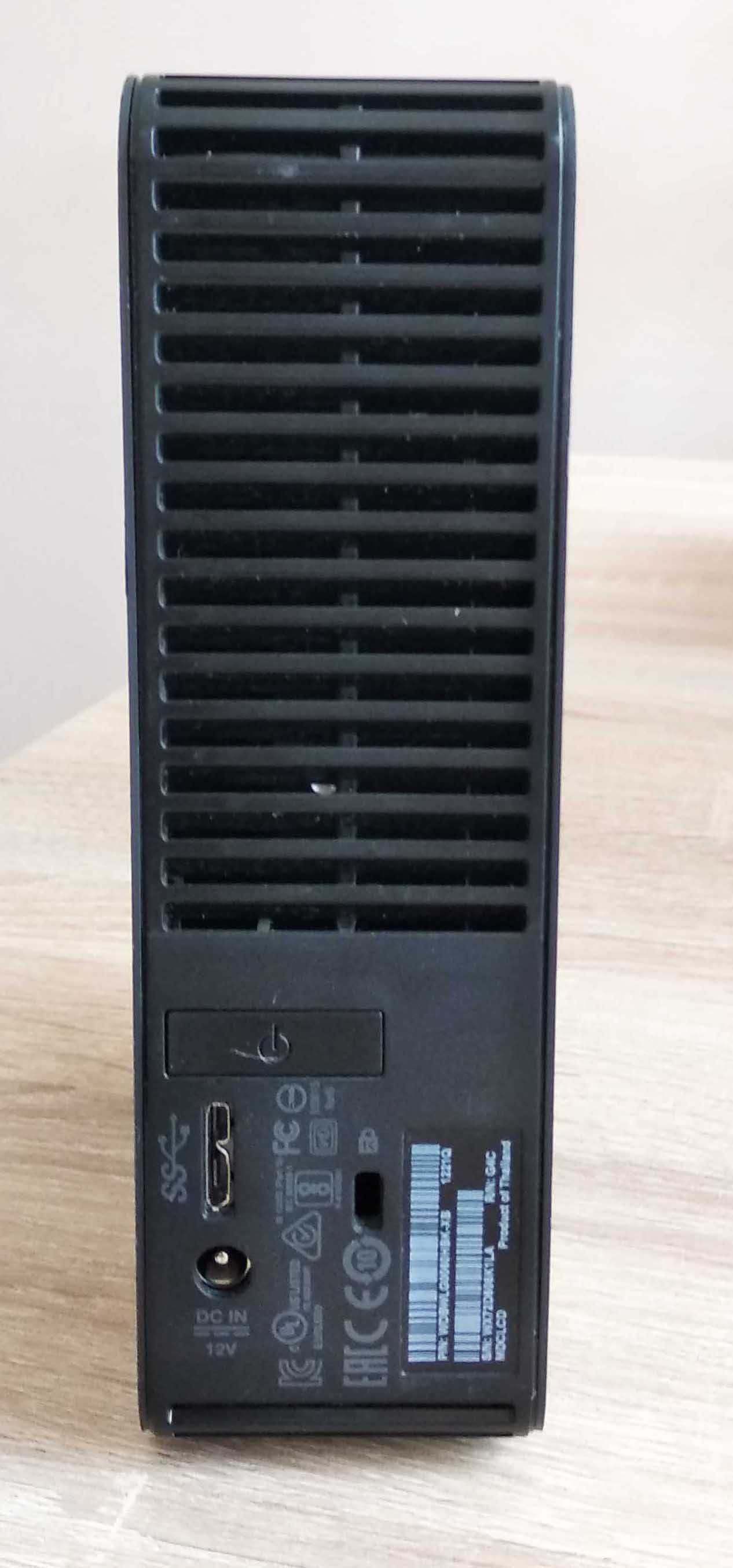Внешний диск WD Elements 6TB USB 3.0 (идеальное состояние)
