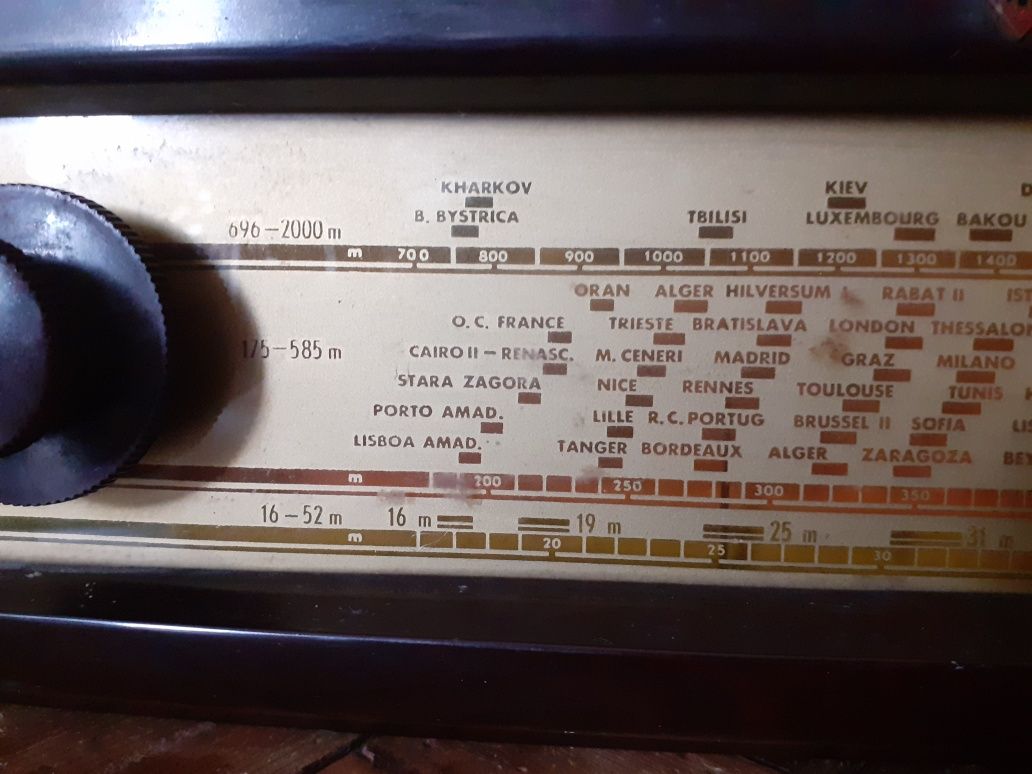 Radio antigo 220v