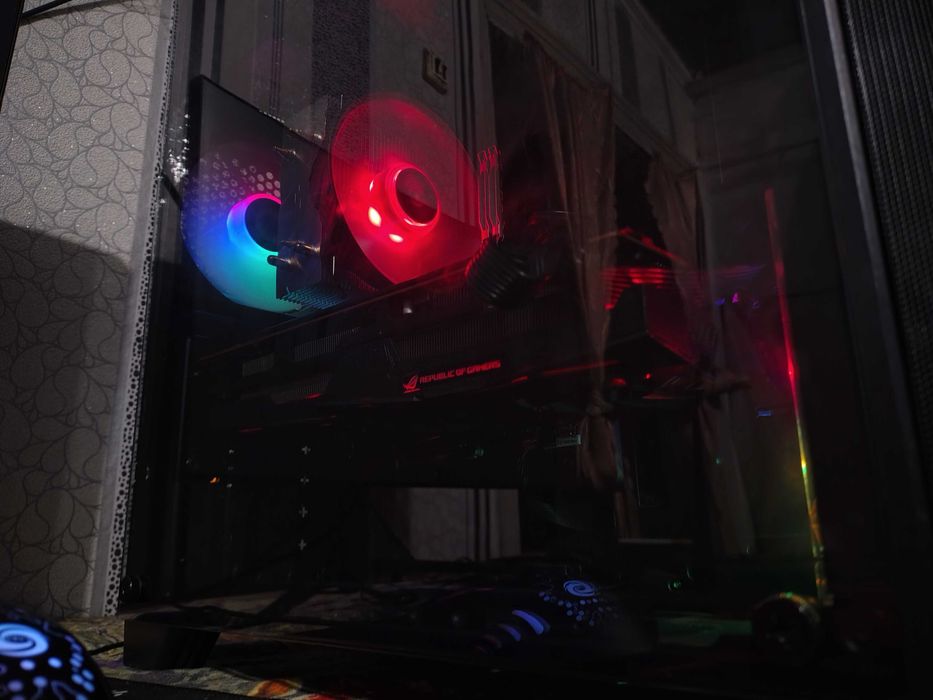 Всё в зборе продам игровой ПК монитор на 180гц срочноо!!!