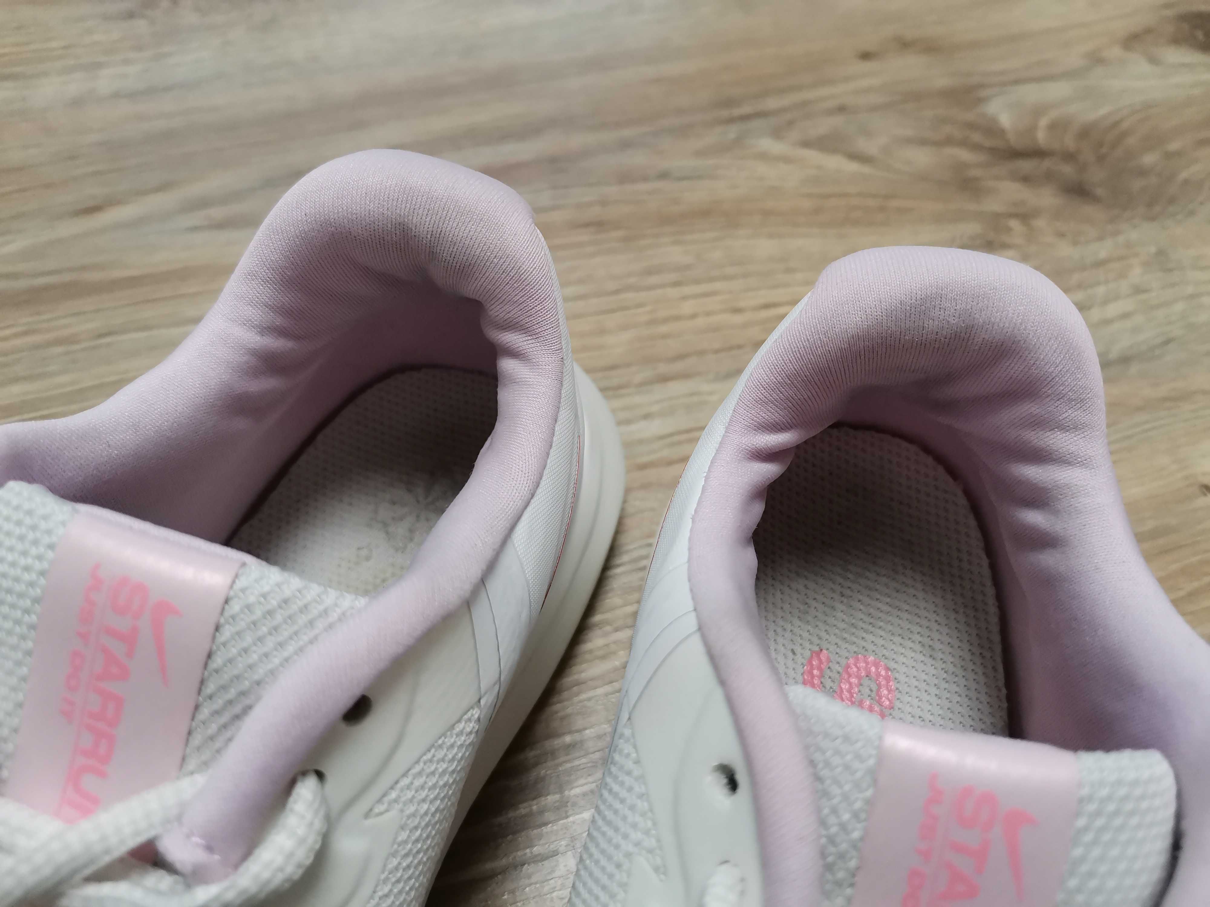 Продам кросівки Nike Star Runner 35,5 розміру.