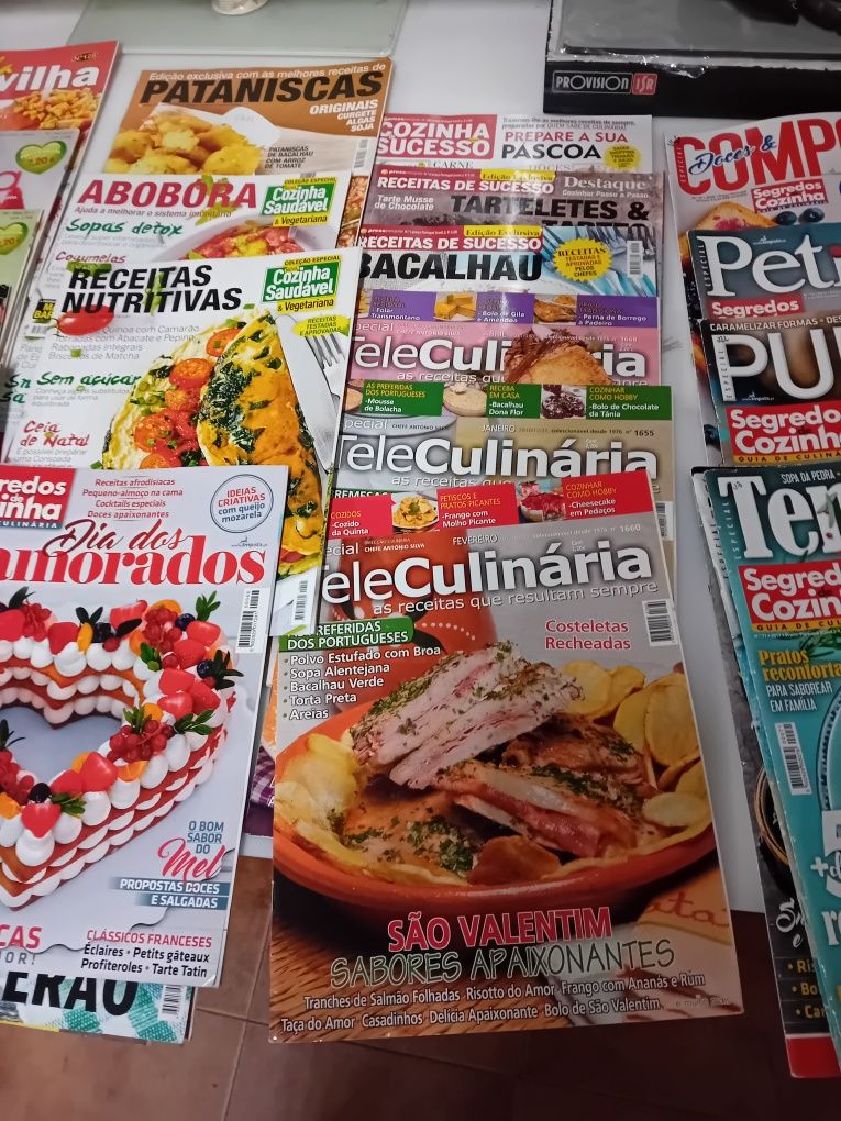 Livros de cozinha  lote com + de 300 fachicolos