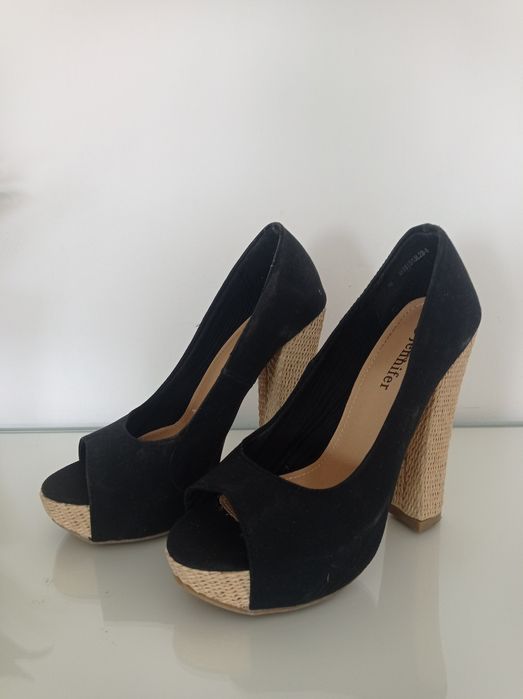 Buty na obcasie Sandały 36
