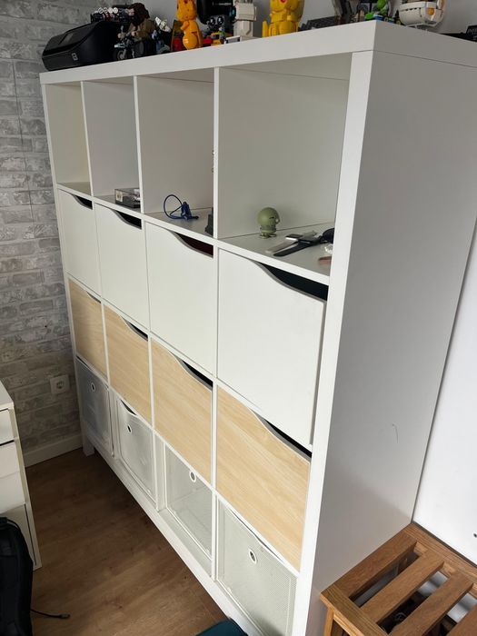 Móvel ikea estande kallax com pés e portas