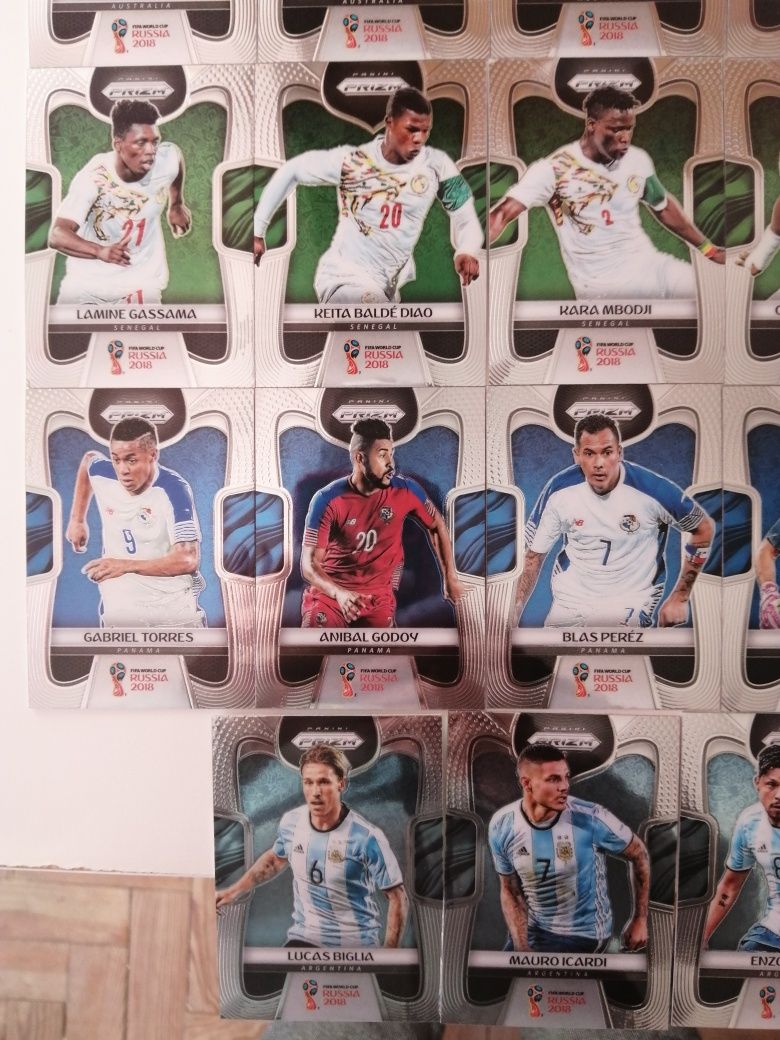 Vendo cartas mundial 2018 (portes incluídos)