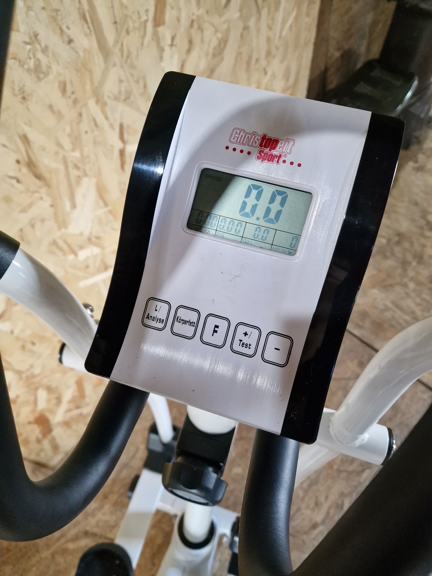 Sprzedam orbitrek / rower eliptyczny Body Sculpture CS-5 – jak nowy!