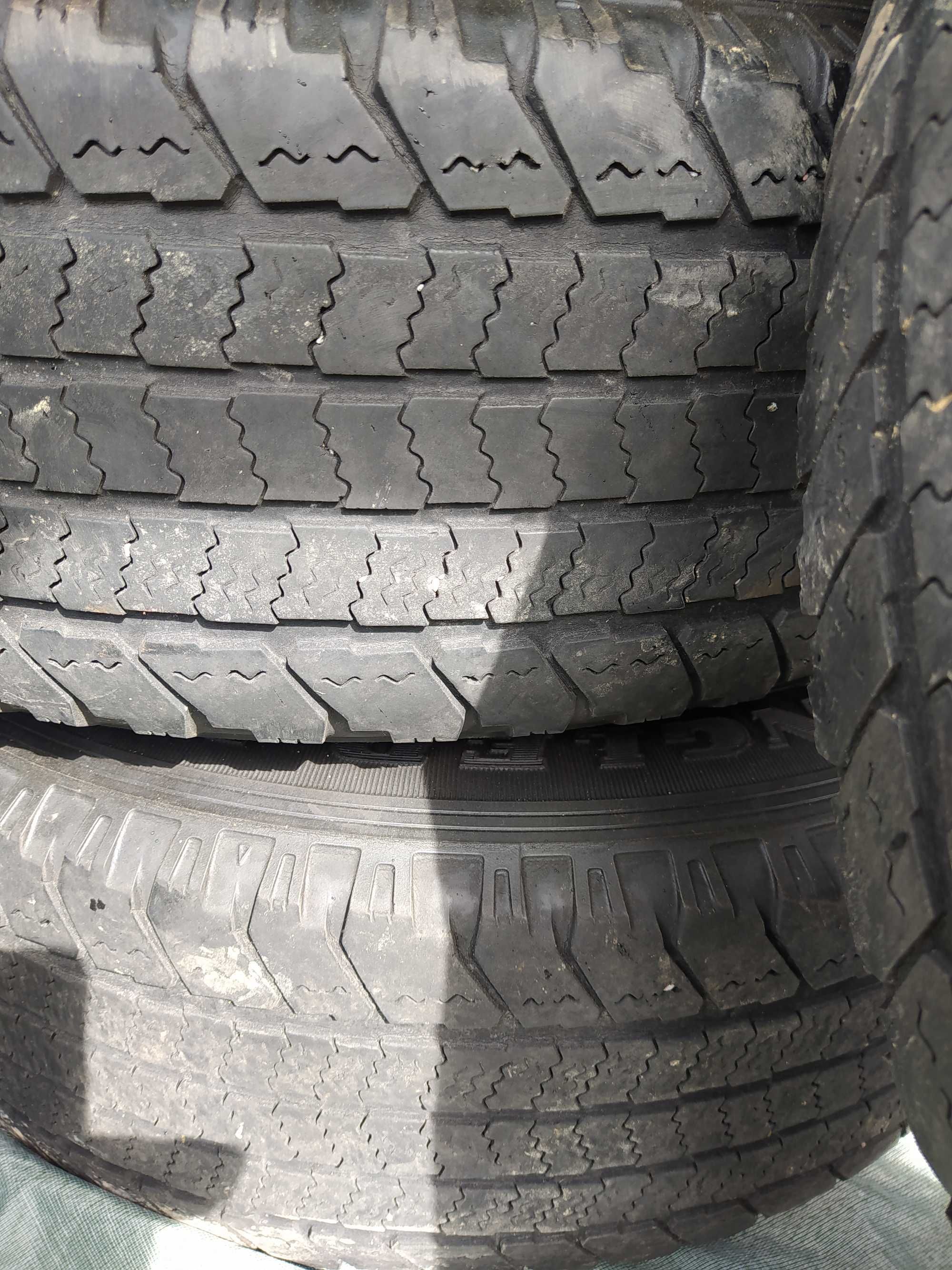 Alufelgi 16 z oponami 215/70R16