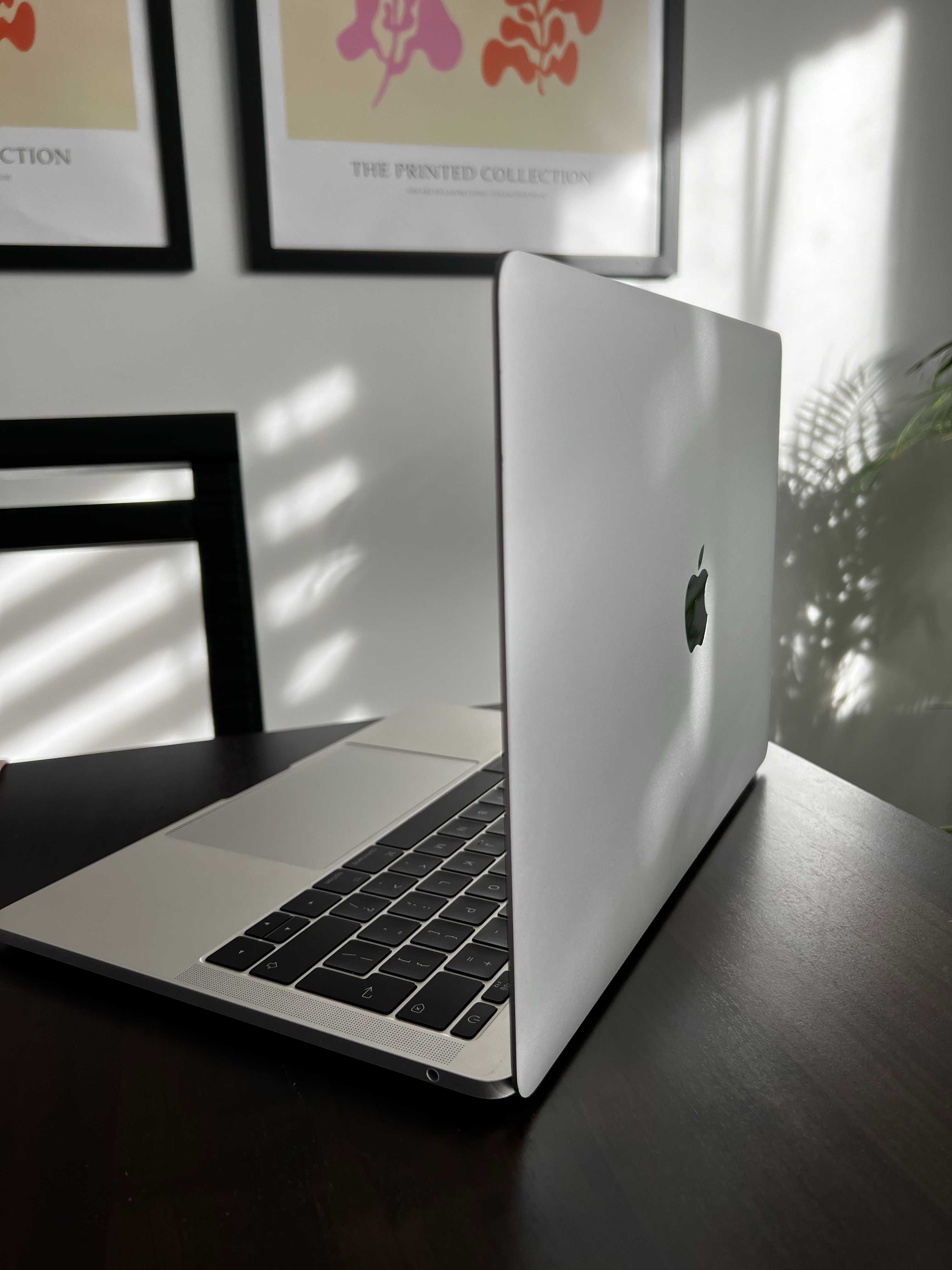 Laptop Apple MacBook Pro 13,3 *ZESTAW*