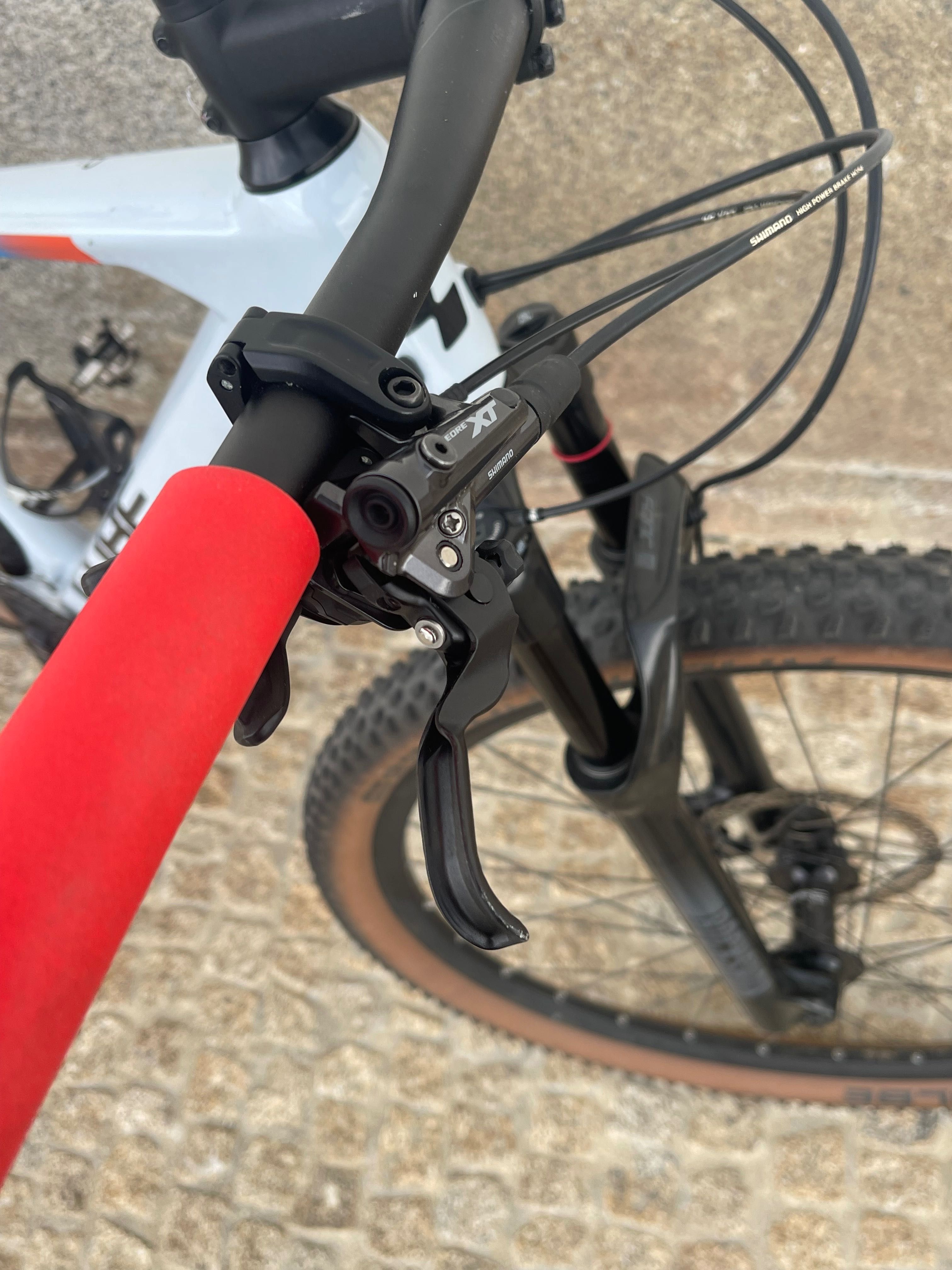 Bike Cube Reaction