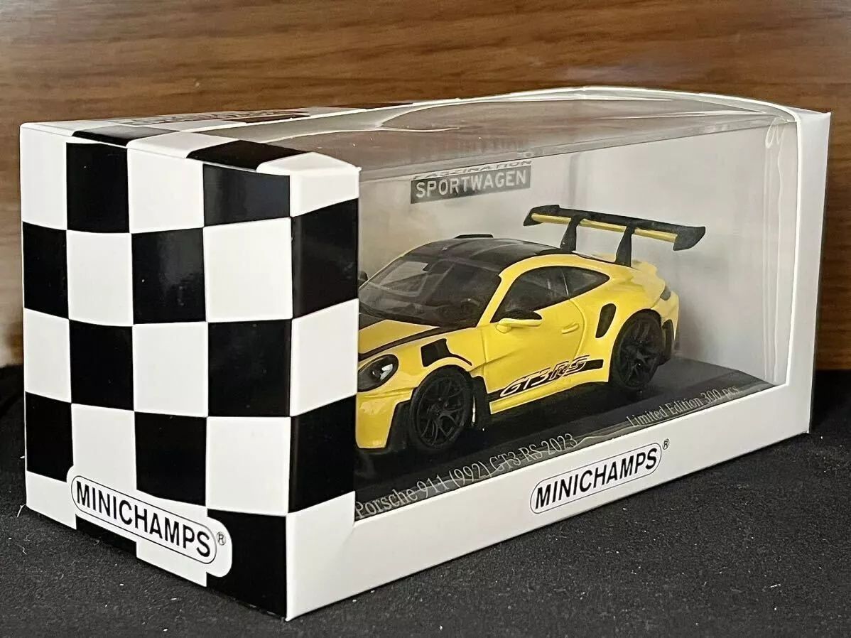 Minichamps 1:43 Porsche 911 (992) GT3 RS ano 2023