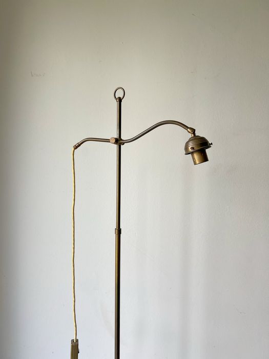 Lampa podłogowa mosiężna