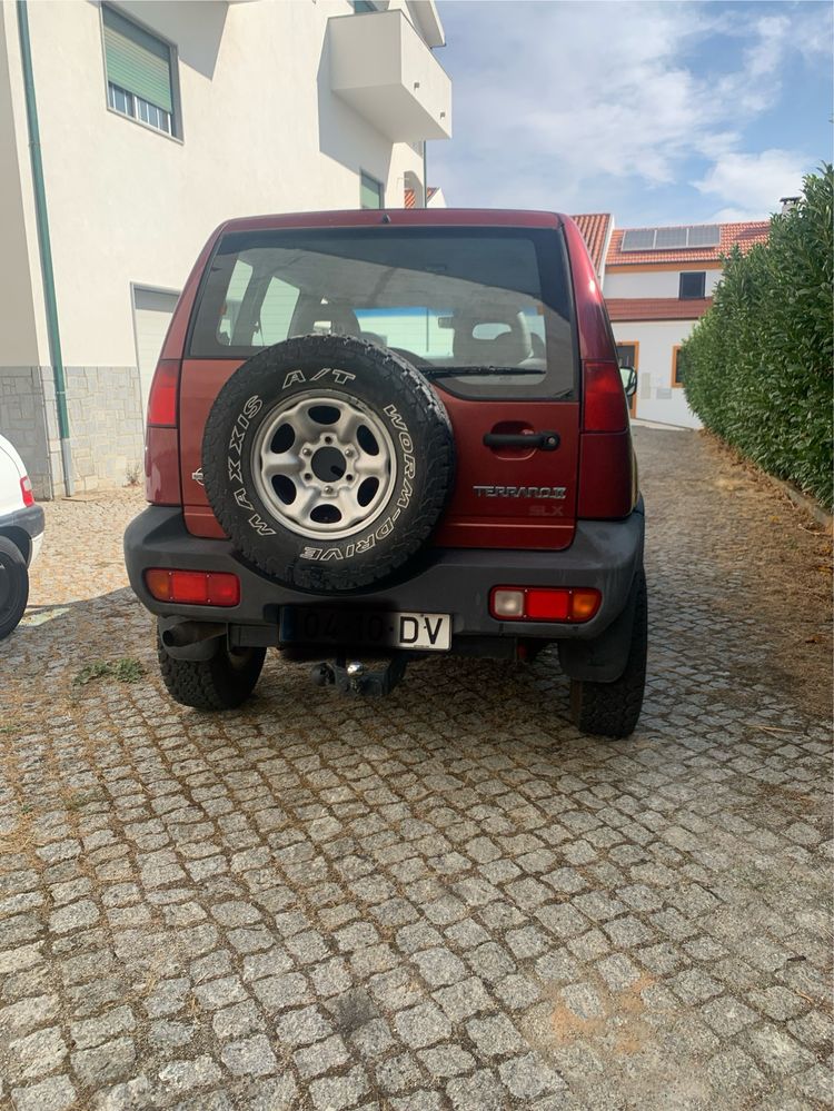 Nissan Terrano 2 slx