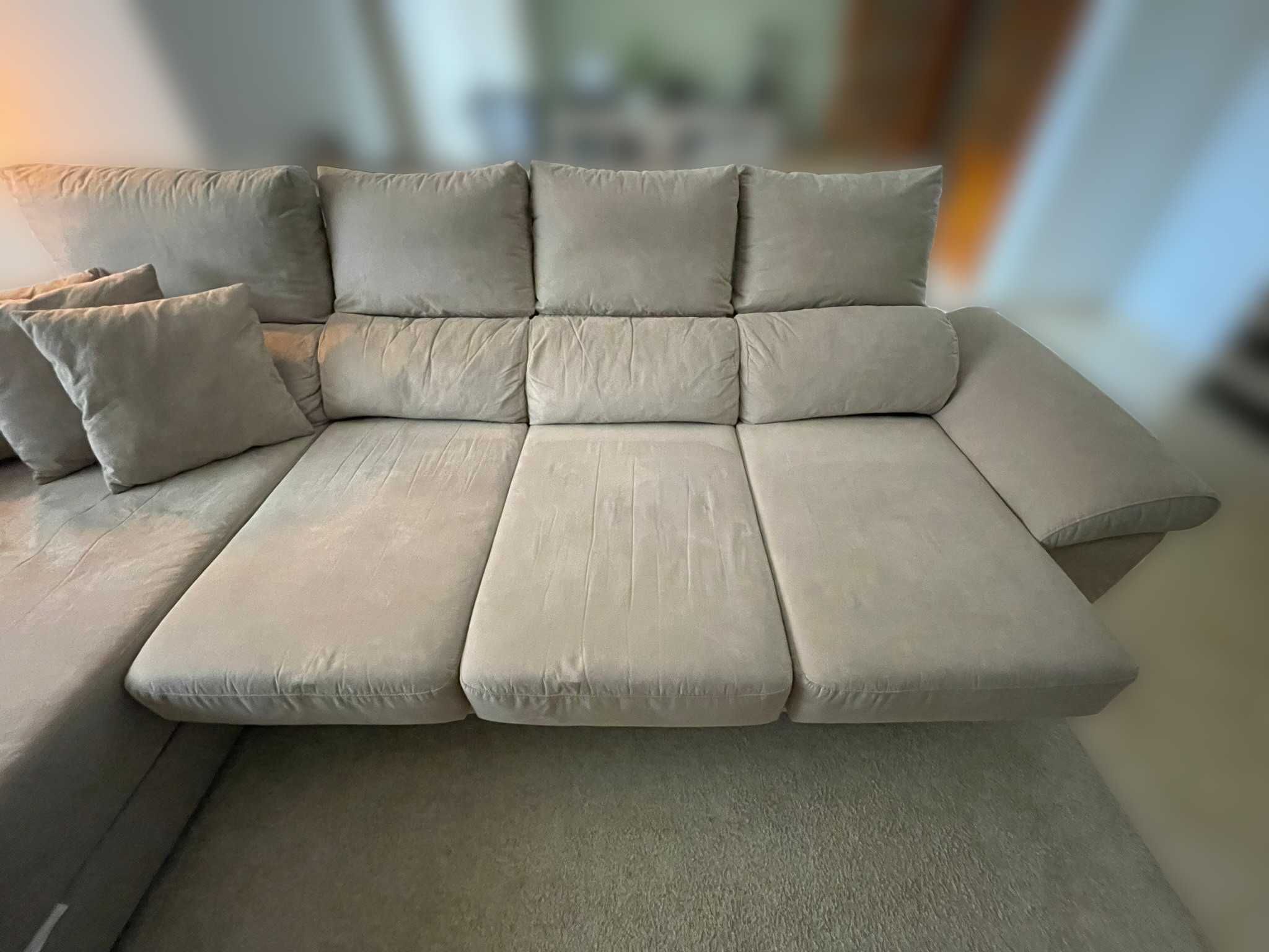 Sofá 4 lugares com chaise longue Conforama