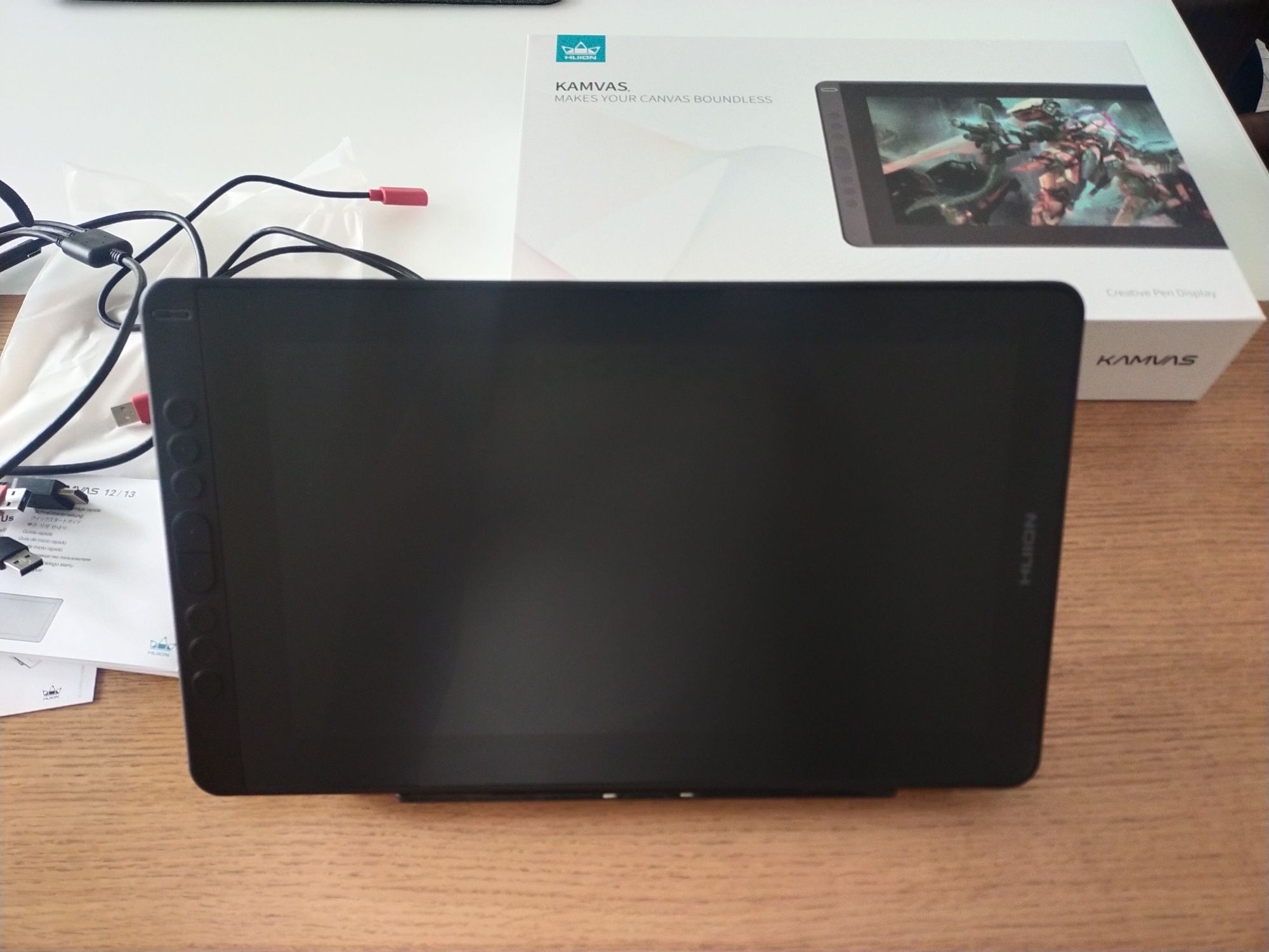 Tablet graficzny HUION KAMVAS 13 stan idealny