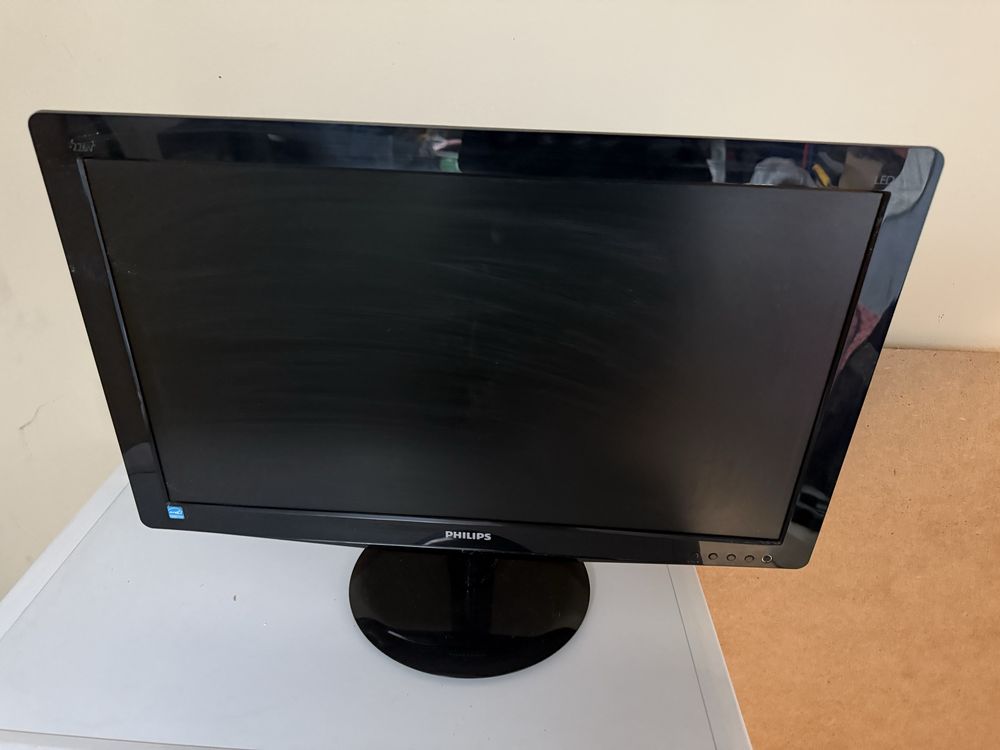 Monitor komputerowy