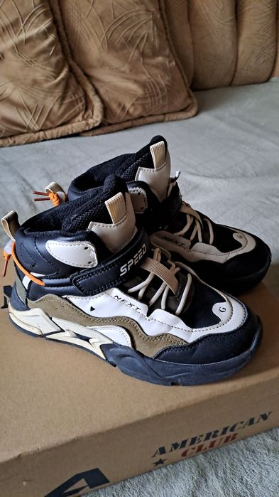 Демісезонні ботинки 35р.