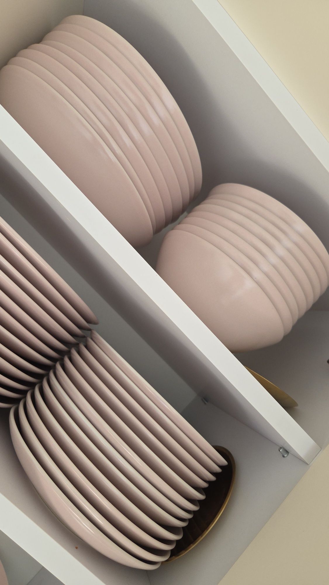 Ikea Fargklar serwis 44 el jasny różowy mat