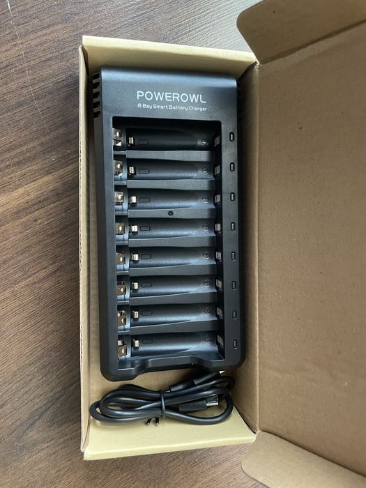 Ładowarka do akumulatorów AA/AAA