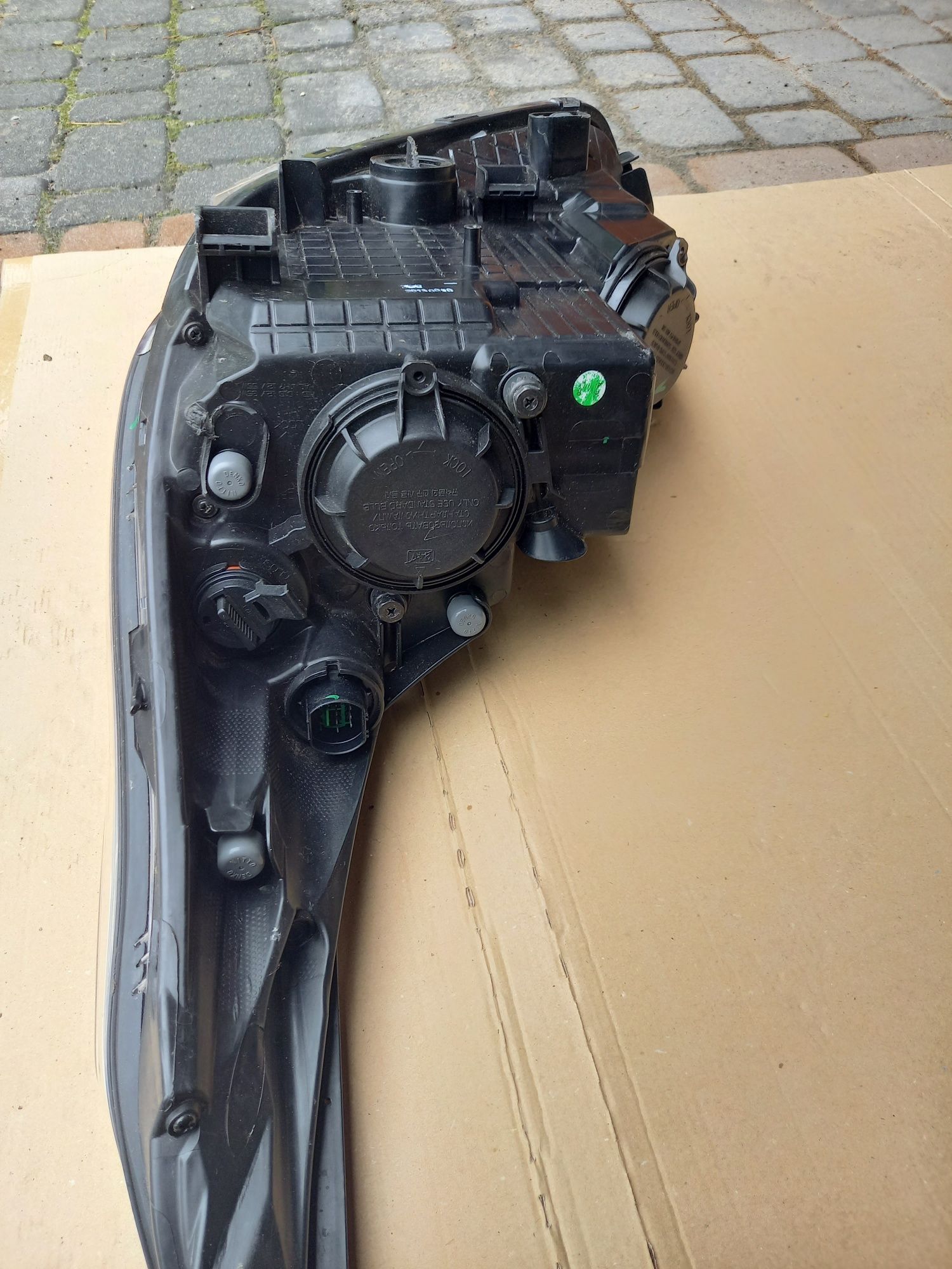 Lampy przód Kia Ceed II.