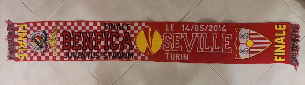 cachecol Final Benfica