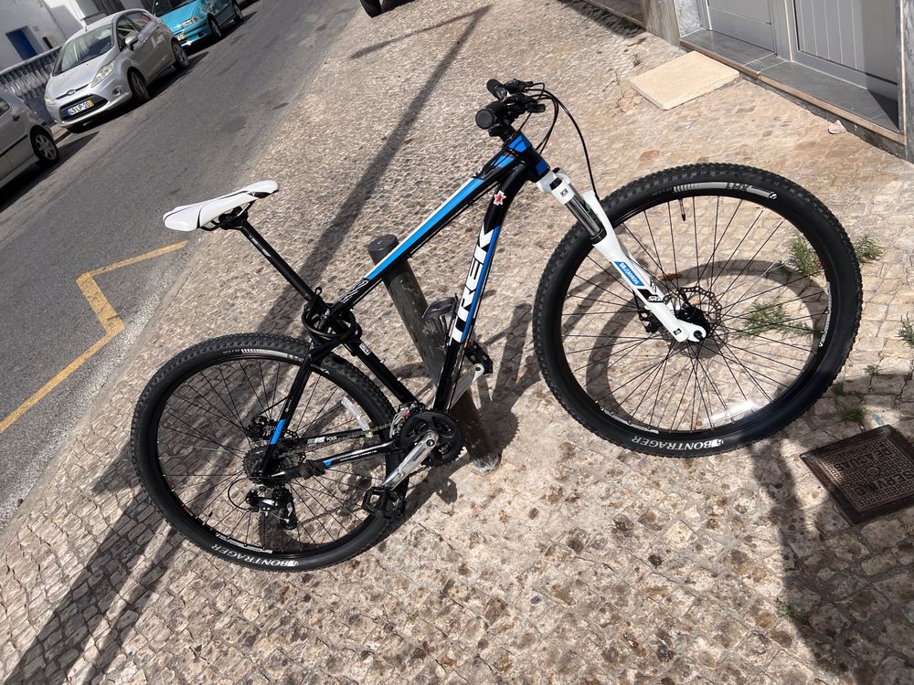 Bike Trek caliber4 29