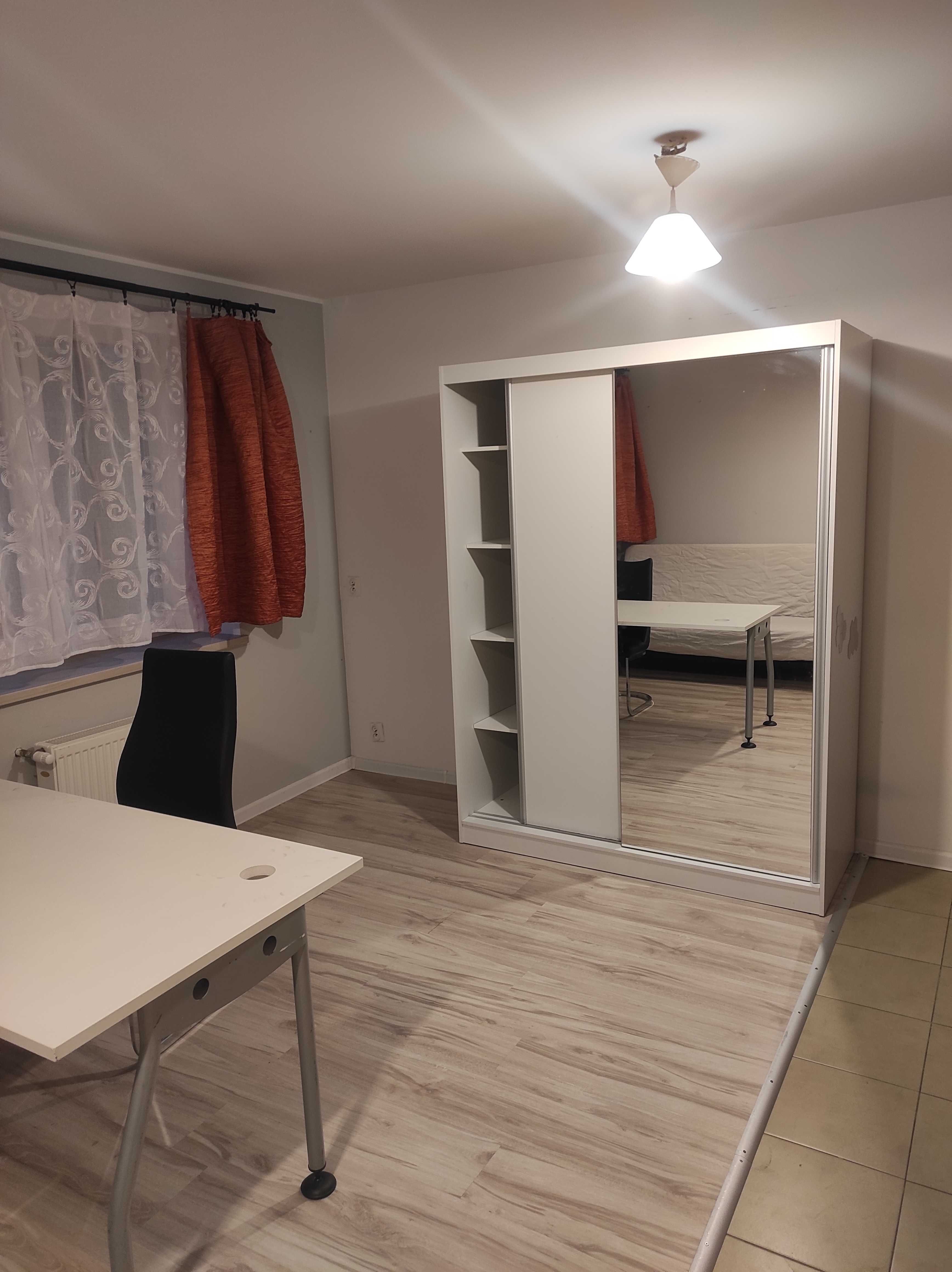 AKTUALNE Kawalerka 28m2 w dobrym punkcie Pruszkowa