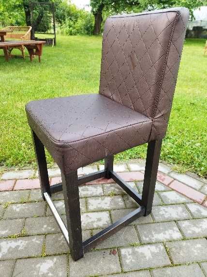 Krzesło barowe tapicerowane do PUB BAR RESTAURACJA