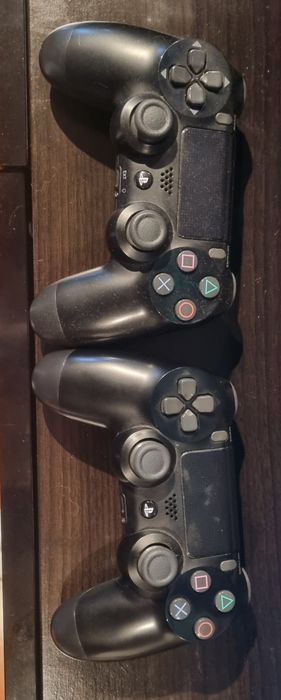 Ps4 slim 500g + 2 comandos