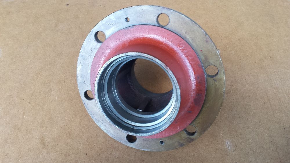 Piasta koła przyczepy D-47, D47, D-50 Rozrzutnik 6 otworowa WYSYŁKA