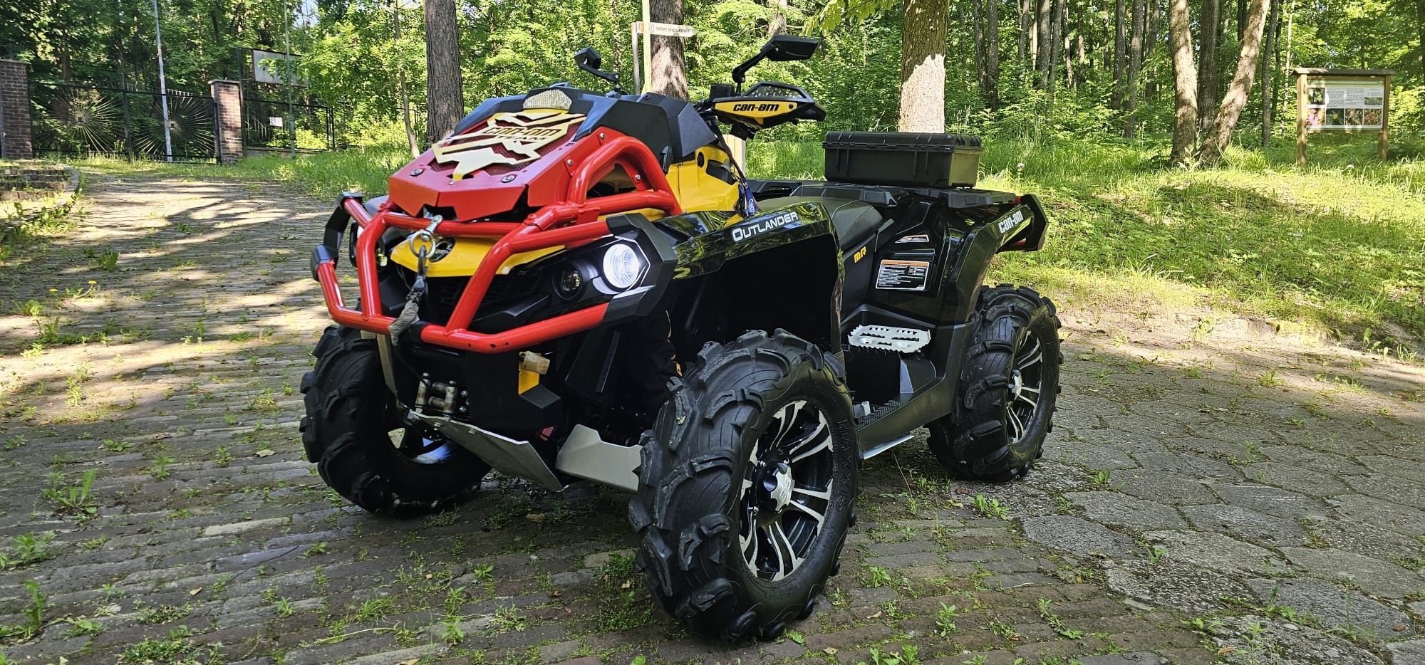 Can-Am Outlander XMR 1000