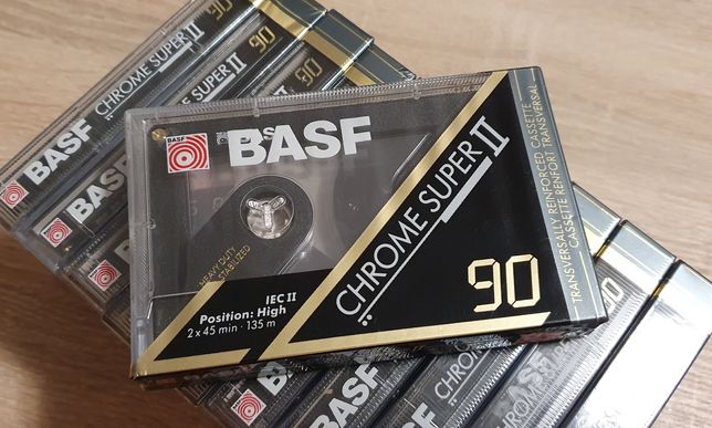 Kasety magnetofonowe BASF Chrome Super ll 90.