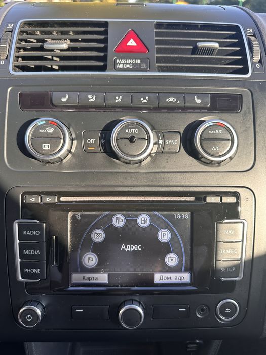 VW Touran 2013 максимальна комплектація ідеальний стан