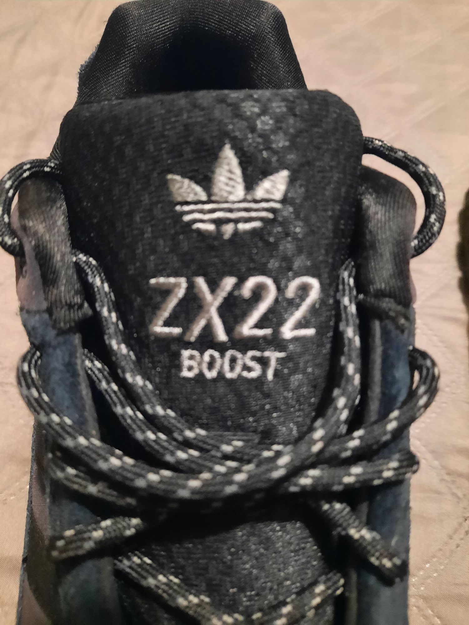 Sapatilhas Adidas ZX 22 Boost Tam 43