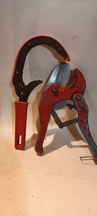 Ключи трубные' для нарезания резьбы