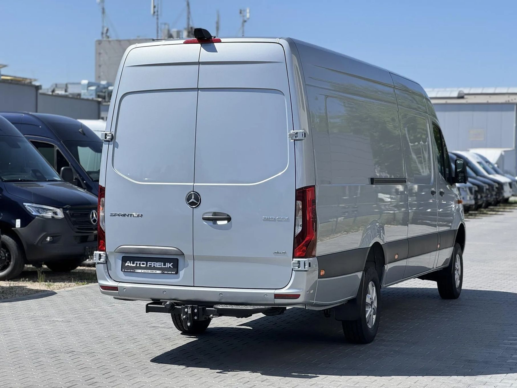 Mercedes-Benz Sprinter  Sprinter Furgon 319 (190 KM) 4x4 ekstradługi 4325+mm L4H2 SELECT