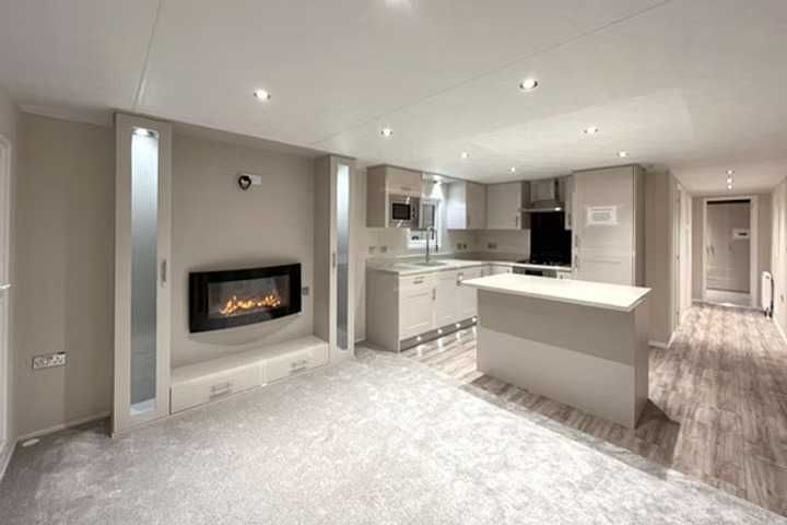 Linda casa de luxo pronta habitar