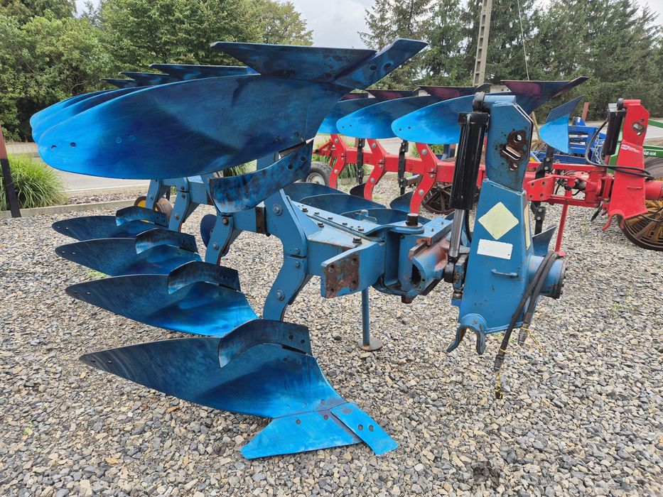 Pług 4 skibowy obrotowy Agrolux Overum,  Kuhn