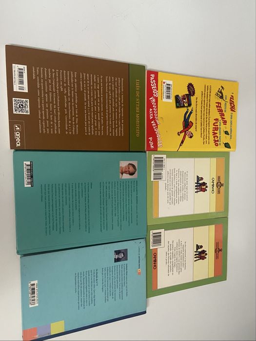 6 livros de varias coisas todos diferentes