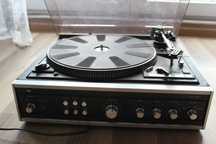 Sprzedam Gramofon ze wzmacniaczem Dual HS 152