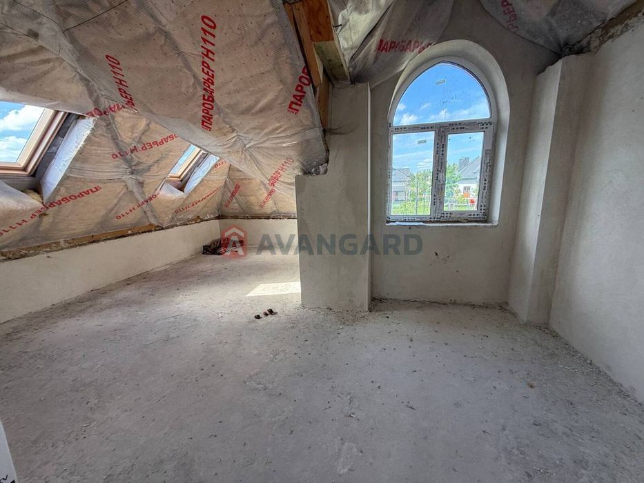Продаж будинок 165 м2 в КМ' PRAUD HILLS' біля Львова! Бірки