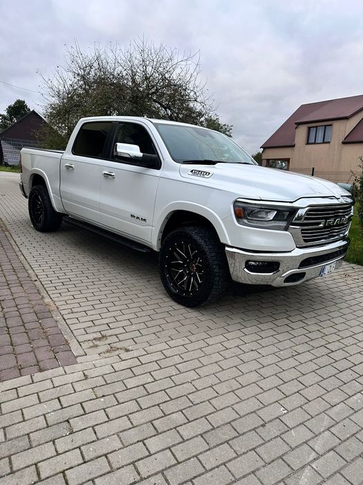 Dodge Ram Crew Cab 1500 Laramie  Rebel 5.7 v8 4x4 Duże Radio Led 2022