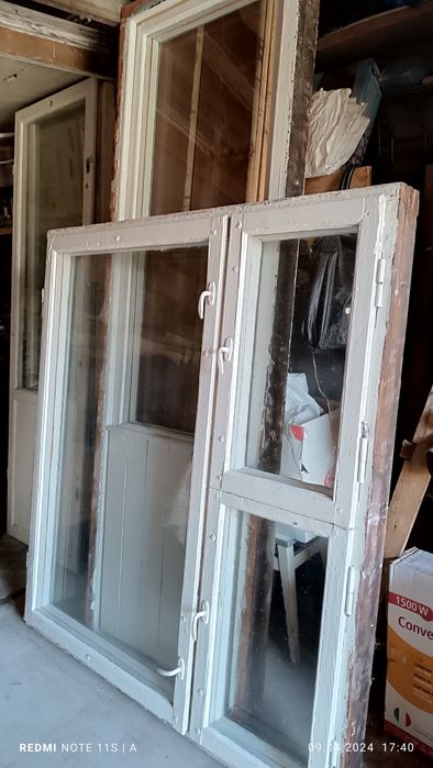 Дерев'яні вікно, двері