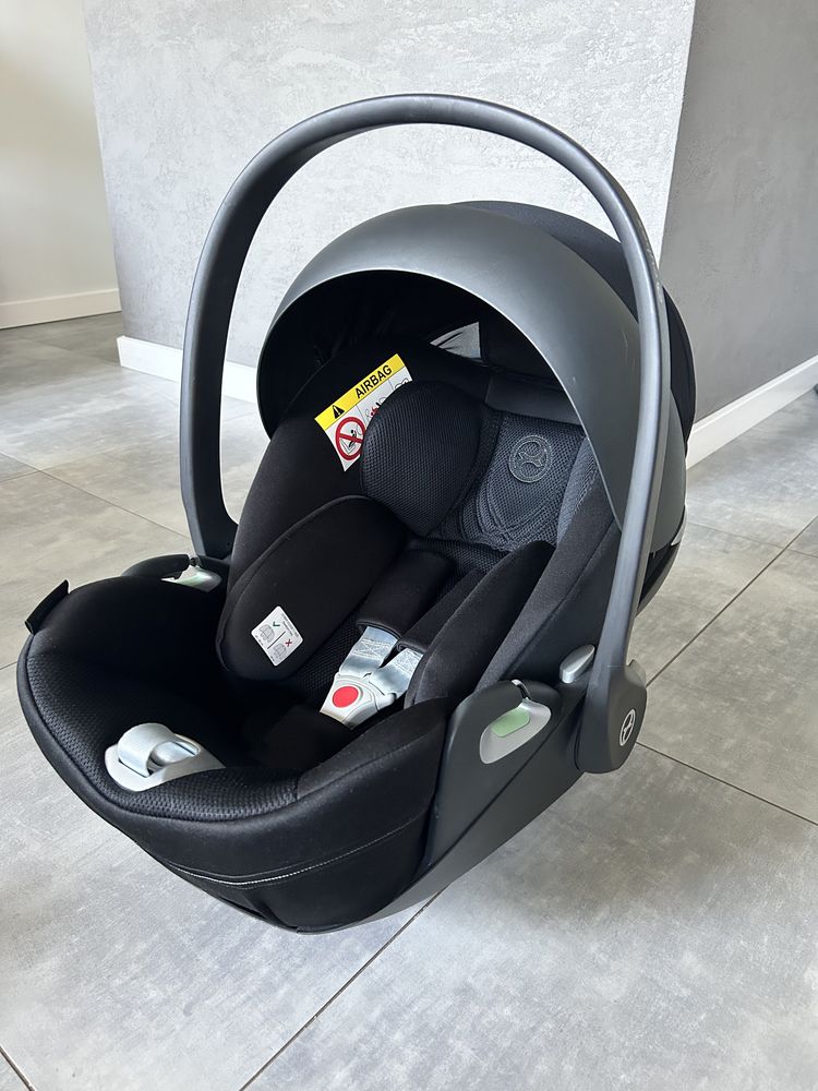 Nosidelko cybex