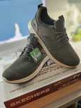 Skechers novas 43