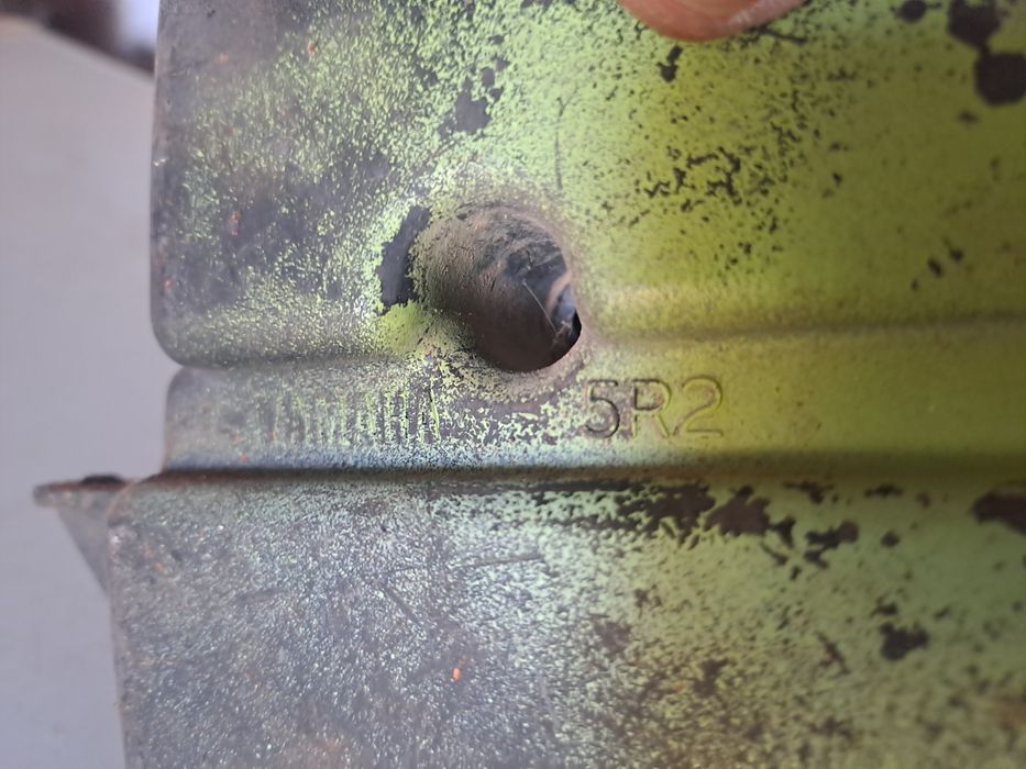 Caixa de filtro da Yamaha RZ50