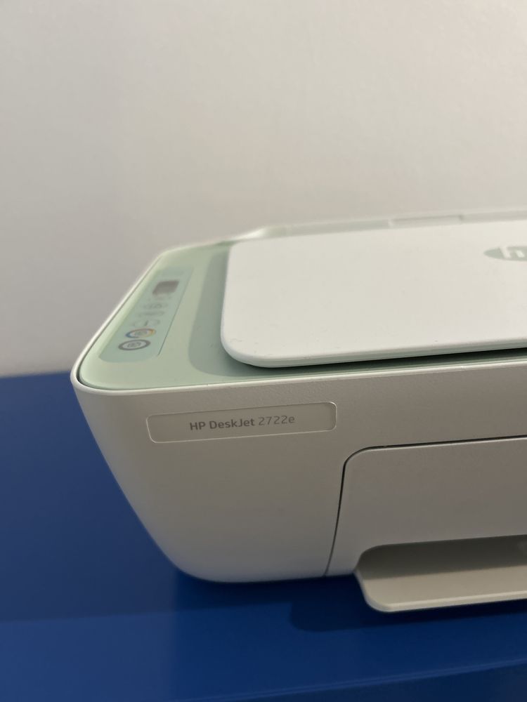 Impressora HP Deskjet 2722e