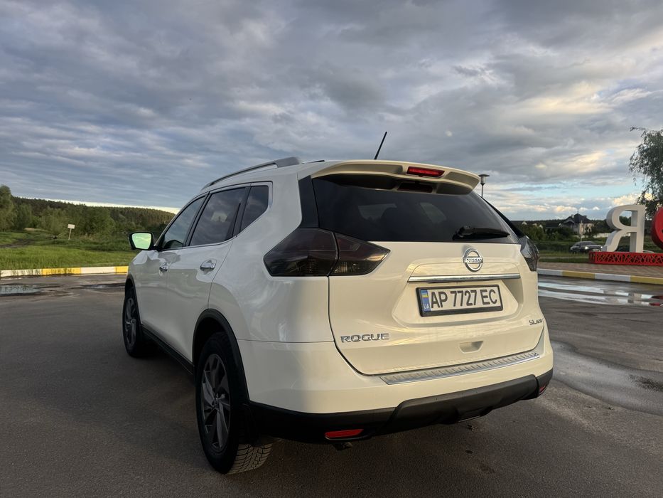 Nissan rogue ніссан рог бензин/газ максимальна комплектація